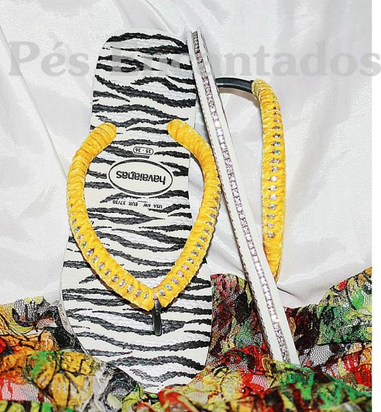 Sandália Havaianas Customizada cód 92